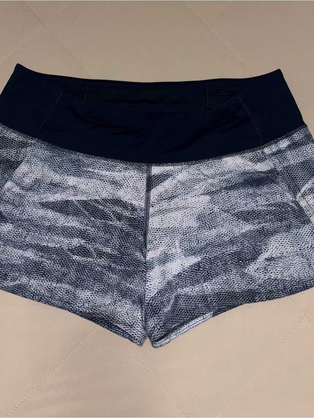 lululemon athletica Blue Waistband Gray Marled Running Shorts